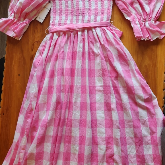 Red Dress Aura Barbie Pink Gingham Smocked Midi Dress Size S - Picture 3 of 7